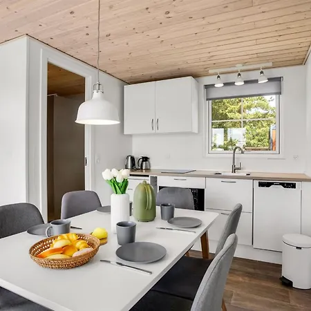 Fernanda - 900m From The Sea By Interhome * Bøtø By
