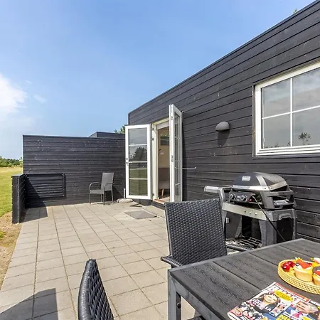 Fernanda - 900m From The Sea By Interhome Bøtø By