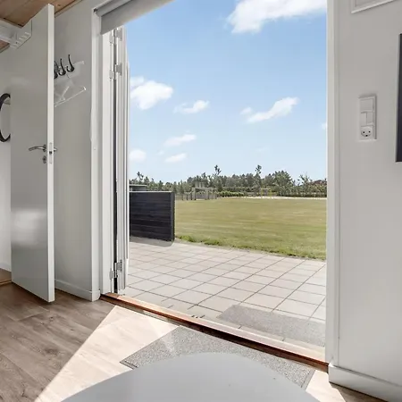 Fernanda - 900m From The Sea By Interhome * Bøtø By